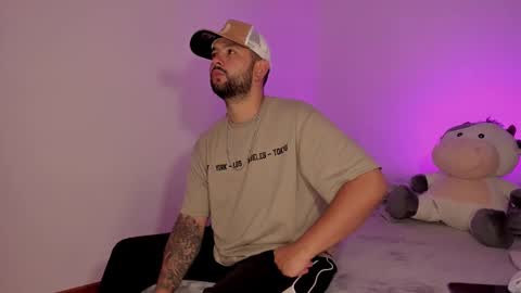 Lola  Apolo online show from September 16, 7:20 am