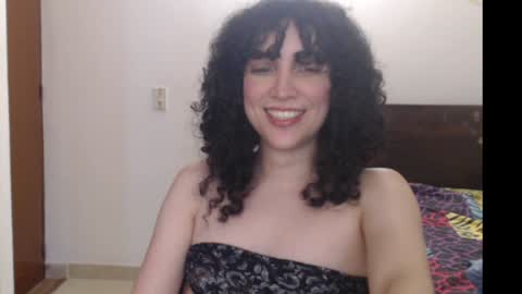 Snapshot of apolosbitch chatting on January 19, 7:15 pm Nix online show from January 19, 7:15 pm