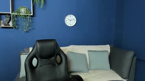 Snapshot of apolotherock chatting on March 7, 7:16 pm Apolo online show from March 7, 7:16 pm