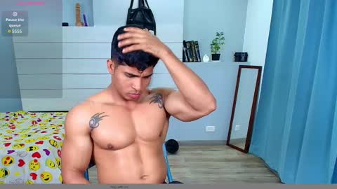 Snapshot of apolotherock chatting on September 30, 1:43 am Apolo online show from September 30, 1:43 am