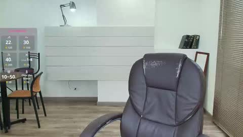 Snapshot of apolotherock chatting on February 11, 7:41 pm Apolo online show from February 11, 7:41 pm