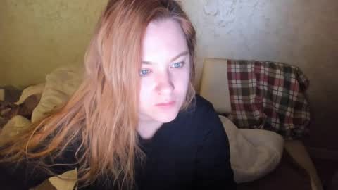 Snapshot of appleyummybuns chatting on March 3, 4:18 am appleyummybuns online show from March 3, 4:18 am