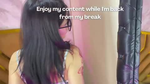   online show from February 7, 11:58 am