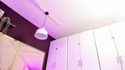 April online show from January 14, 11:27 am