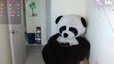 Snapshot of april_dumont5 chatting on June 3, 9:56 am April Dumont online show from June 3, 9:56 am
