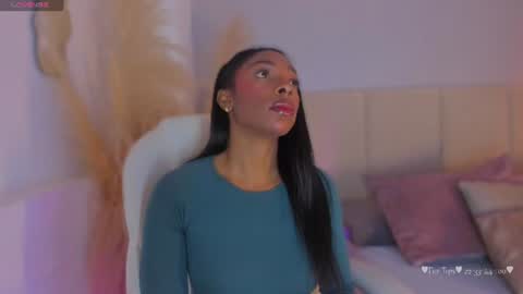 Snapshot of april_ebony18_ chatting on July 29, 10:46 am April online show from July 29, 10:46 am