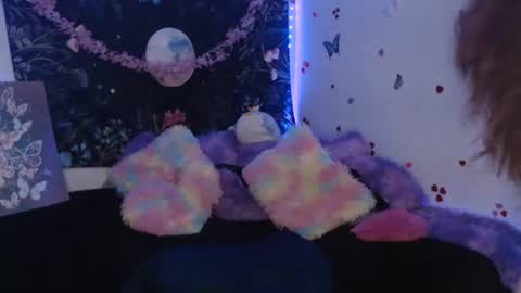 Snapshot of april_l6 chatting on October 16, 11:17 pm april_l6 online show from October 16, 11:17 pm