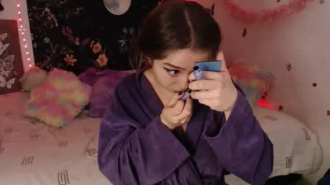 Snapshot of april_l6 chatting on May 5, 10:51 pm april_l6 online show from May 5, 10:51 pm