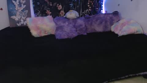 Snapshot of april_l6 chatting on May 28, 11:02 pm april_l6 online show from May 28, 11:02 pm