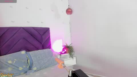 aprilberri online show from June 23, 3:37 am