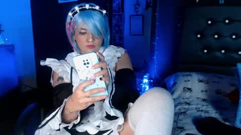 lucy online show from February 16, 7:04 am