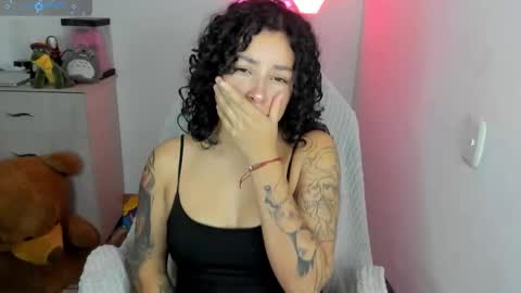 Snapshot of aqua_emilly chatting on January 10, 10:47 pm aqua emilly online show from January 10, 10:47 pm