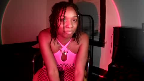 Snapshot of aquaesse chatting on July 4, 1:56 am Aquaesse online show from July 4, 1:56 am