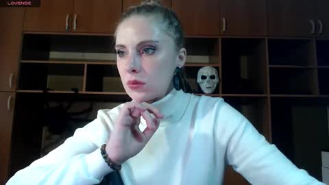 Snapshot of aqualen chatting on November 8, 10:37 am aqualen online show from November 8, 10:37 am