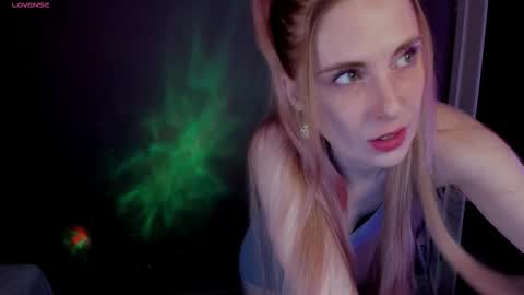 Snapshot of aqualen chatting on November 14, 5:55 pm aqualen online show from November 14, 5:55 pm