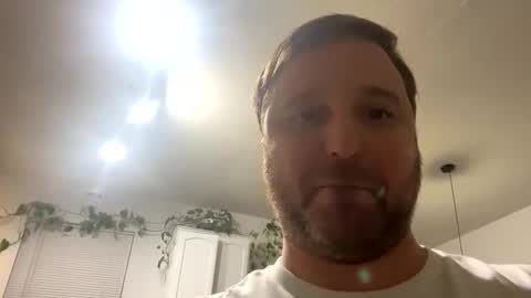 Snapshot of aquaman_x chatting on January 14, 1:15 am Aquaman online show from January 14, 1:15 am