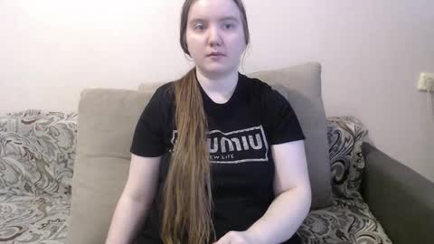 Josefin online show from March 27, 4:29 am
