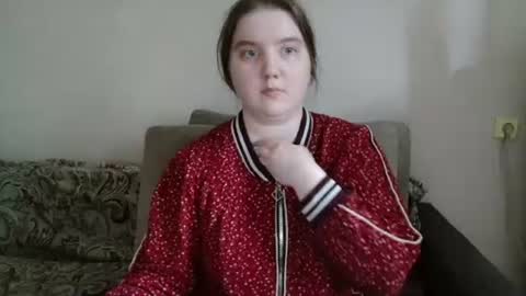 Josefin online show from June 11, 8:01 am