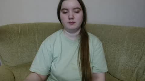 Snapshot of aquanarmin chatting on June 18, 1:15 pm Josefin online show from June 18, 1:15 pm