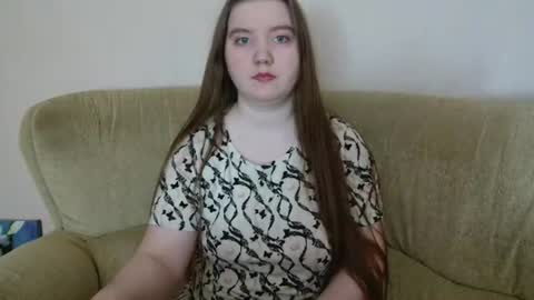 Snapshot of aquanarmin chatting on June 19, 1:32 am Josefin online show from June 19, 1:32 am