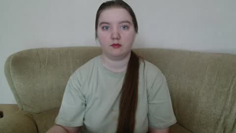 Snapshot of aquanarmin chatting on July 1, 2:35 am Josefin online show from July 1, 2:35 am
