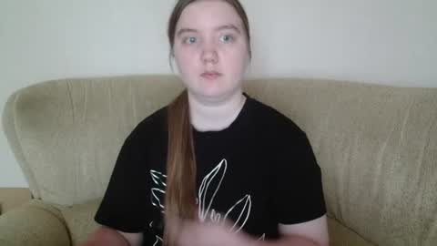 Snapshot of aquanarmin chatting on July 9, 4:38 am Josefin online show from July 9, 4:38 am