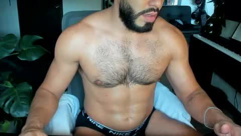 Snapshot of aquiles0224 chatting on July 17, 3:50 pm T. online show from July 17, 3:50 pm