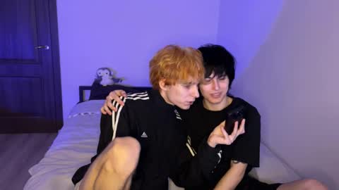 Snapshot of ar1zze chatting on March 18, 6:55 pm zik and kris online show from March 18, 6:55 pm