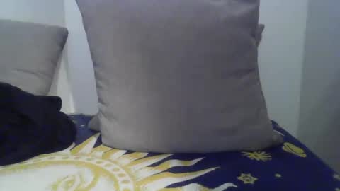 Snapshot of arabalpha22 chatting on June 1, 9:22 am arabalpha22 online show from June 1, 9:22 am