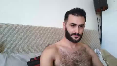 hairycub online show from December 9, 8:33 am
