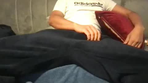 Snapshot of arabstraightxl21 chatting on October 5, 12:03 pm arabstraightxl21 online show from October 5, 12:03 pm