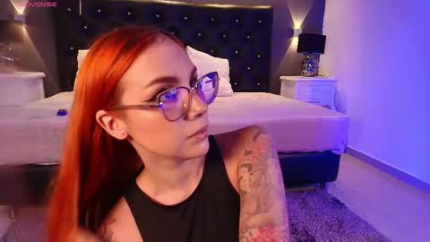 Snapshot of arannamartinez chatting on November 1, 8:00 pm IGLondon mj2 online show from November 1, 8:00 pm