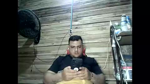 Snapshot of arcanguel_05 chatting on May 24, 6:29 am arcanguel 05 online show from May 24, 6:29 am