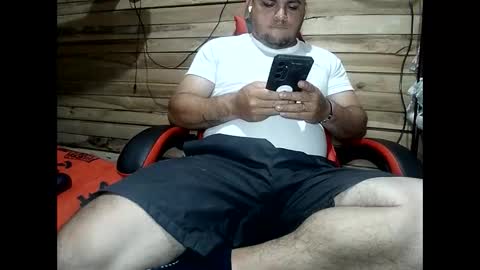 Snapshot of arcanguel_05 chatting on May 29, 4:54 am arcanguel 05 online show from May 29, 4:54 am
