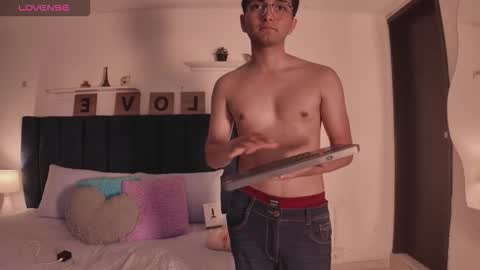 Archie online show from February 19, 3:02 am