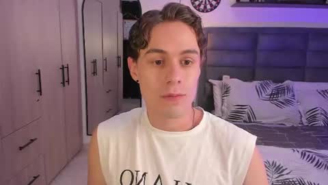 Snapshot of archiekingss chatting on June 13, 9:46 pm Archie online show from June 13, 9:46 pm