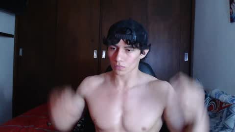 Snapshot of ares_aestheticgod chatting on January 20, 3:48 am Ares D online show from January 20, 3:48 am