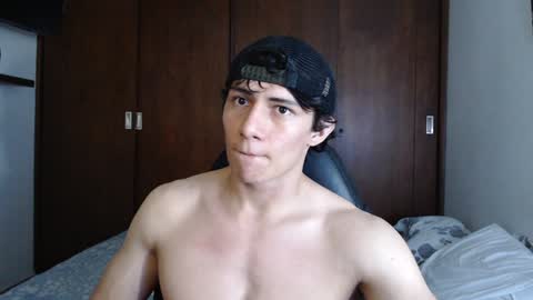 Snapshot of ares_aestheticgod chatting on January 30, 1:44 am Ares D online show from January 30, 1:44 am