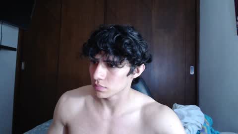 Snapshot of ares_aestheticgod chatting on February 8, 2:26 am Ares D online show from February 8, 2:26 am