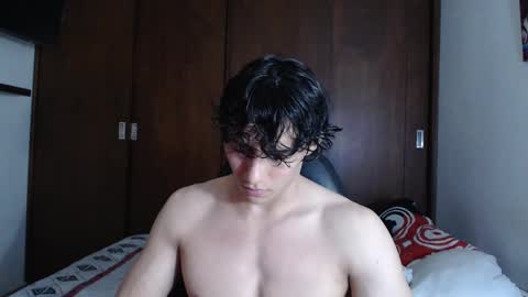 Snapshot of ares_aestheticgod chatting on February 21, 2:39 am Ares D online show from February 21, 2:39 am