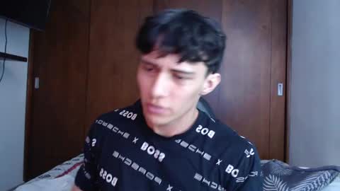 Snapshot of ares_aestheticgod chatting on March 7, 7:27 pm Ares D online show from March 7, 7:27 pm