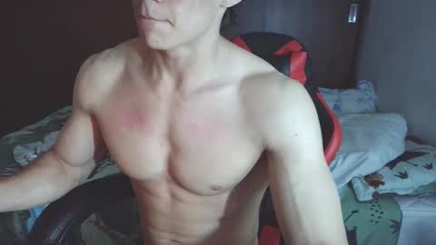 Snapshot of ares_aestheticgod chatting on September 22, 3:30 am Ares D online show from September 22, 3:30 am