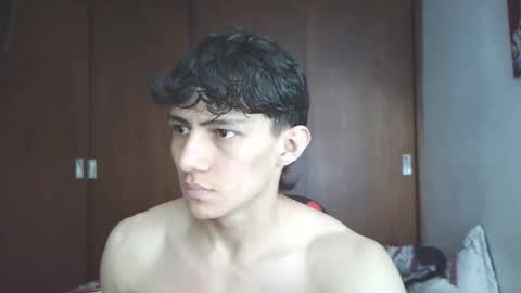 Snapshot of ares_aestheticgod chatting on November 7, 6:41 pm Ares D online show from November 7, 6:41 pm