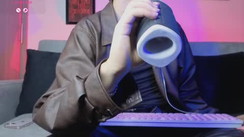 Mateo online show from January 16, 4:44 pm