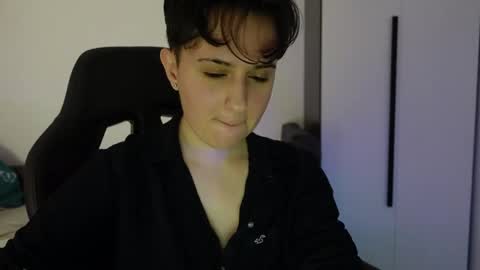 AresNoir online show from April 25, 7:00 pm