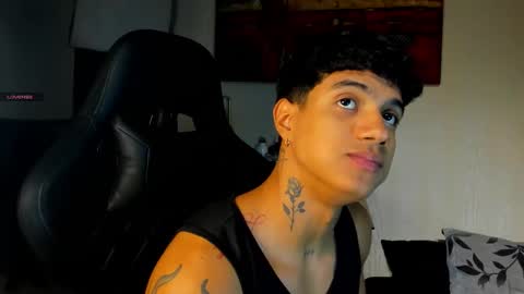 aress444 online show from November 28, 8:11 pm