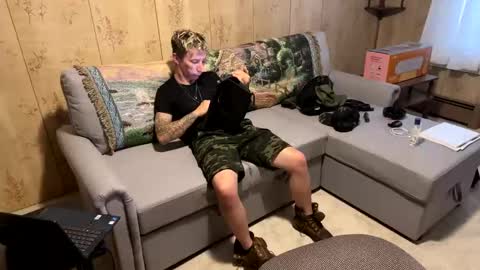 Snapshot of argabright chatting on September 15, 11:21 am argabright online show from September 15, 11:21 am