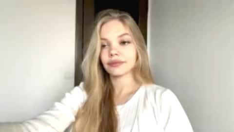 Amelia online show from November 26, 5:41 am