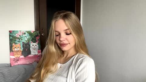 Amelia online show from December 19, 7:15 am