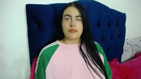 Snapshot of ari_coohachelaa chatting on May 14, 4:08 am ARIANNA online show from May 14, 4:08 am